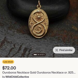 Gold Pendant Necklace